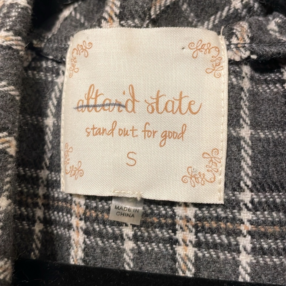 Altar’d State Grey & White Plaid Waterfall Vest - Picture 6 of 8